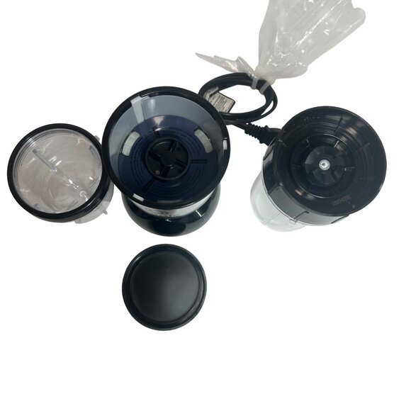 Magic Bullet Mini compact personal blender and accessories - Picture 4 of 8